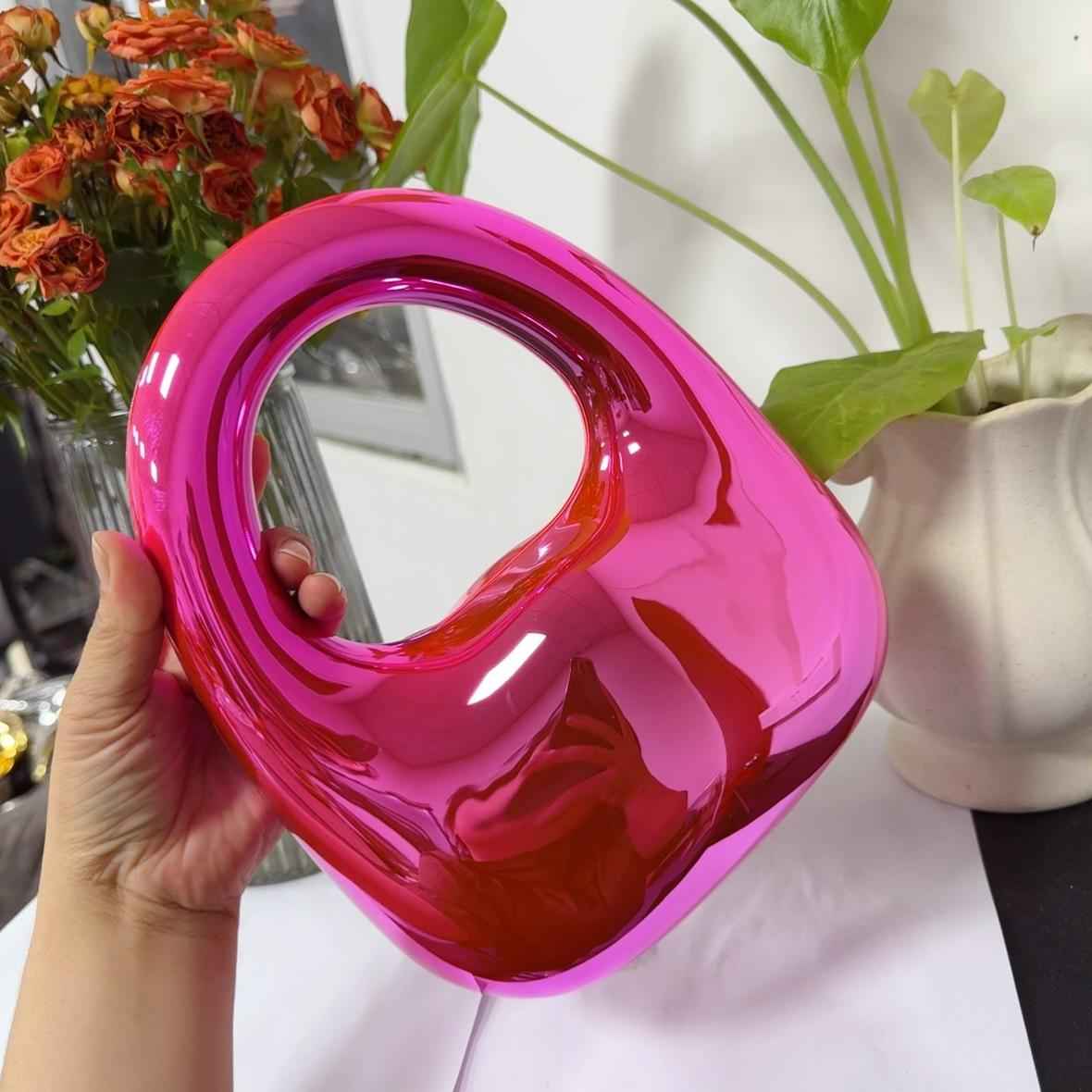 Small Cute Acrylic Clutch Purse - Versatile Chain Strap Evening Bag for Party & Dinner