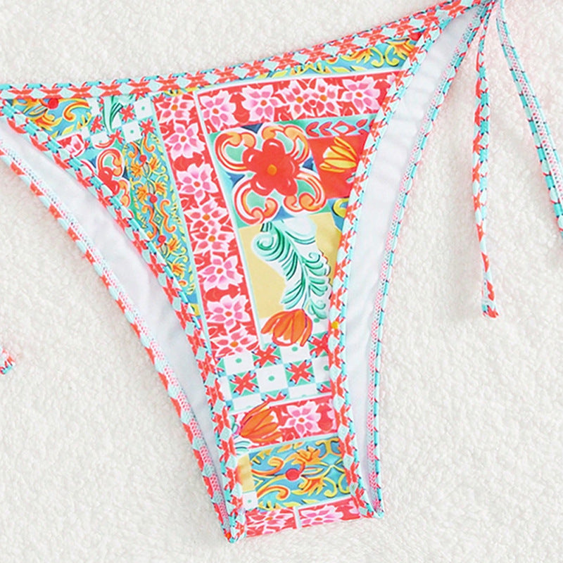 Printed Triangle Sexy Split Swimsuit Three Points Beach Bikini Female Neck-Tie Halter Bikini W Random Flower -dropshippingabc.com