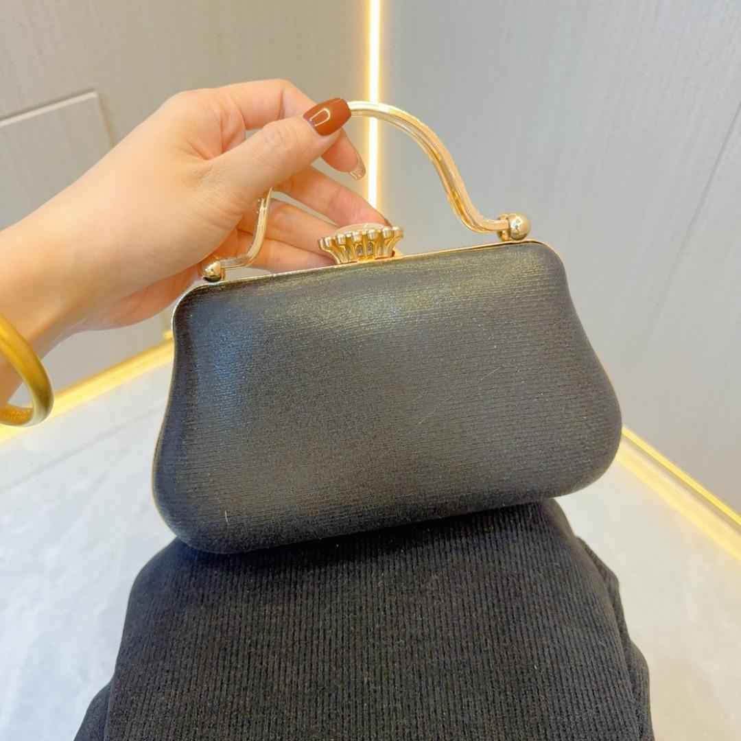 Vintage Evening Purse with Pearl Embellishment - Metal Top Handle & Detachable Crossbody Chain Wedding Clutch M4676-089113