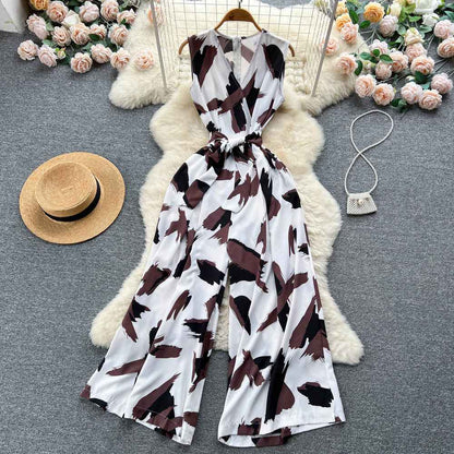 V-Neck High Waist Floral Print Wide Leg Jumpsuit - Loose Fit Women's Romper with Belt