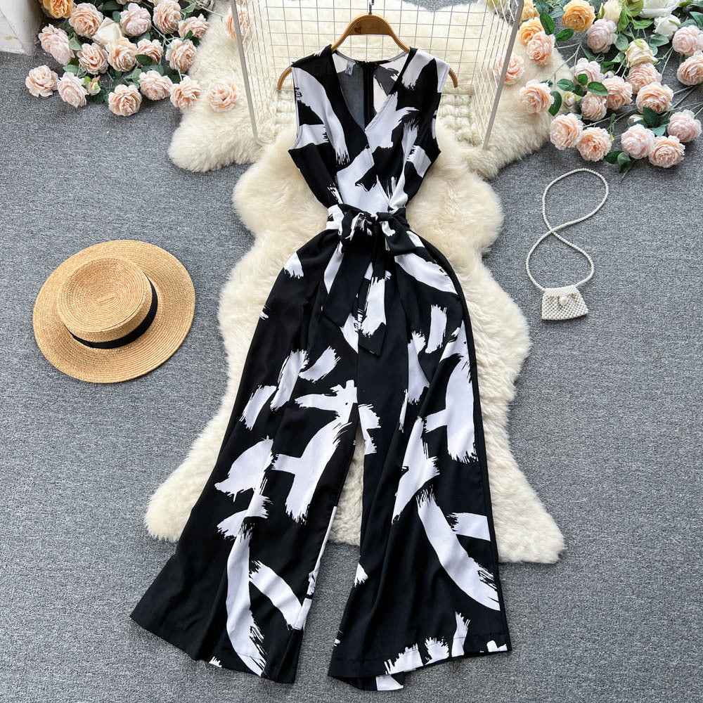 V-Neck High Waist Floral Print Wide Leg Jumpsuit - Loose Fit Women's Romper with Belt